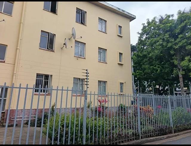 2 BEDROOM PROPERTY TO RENT IN GLENWOOD